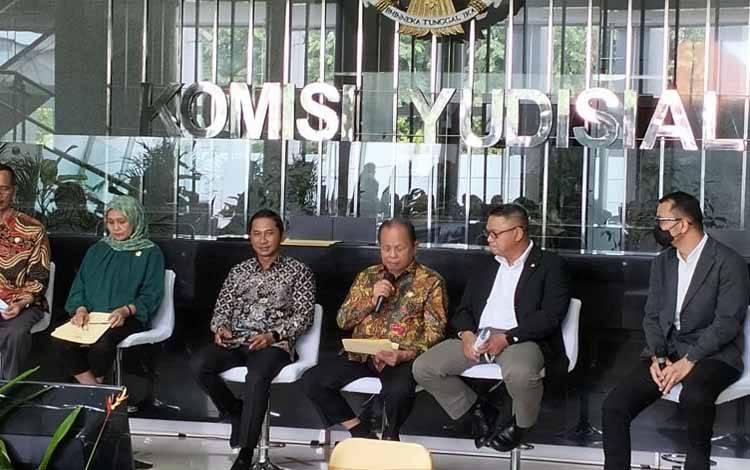 KY Akui Miliki Kewenangan Penyadapan Namun Sulit Diterapkan