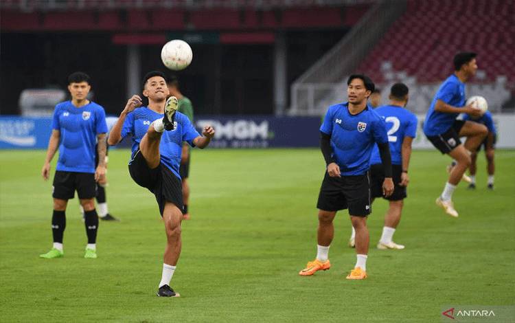 Pelatih Thailand: Theerathon Bunmathan Mungkin Main Kontra Indonesia