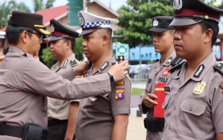 27 Personel Polres Katingan Naik Pangkat?