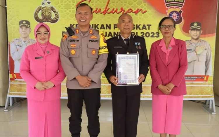 Kapolres Kapuas Pimpin Pelepasan Personel Purnawirawan