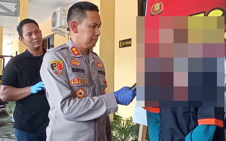 Seorang Kakek 51 Tahun Tega Perkosa Cucu Tetangganya