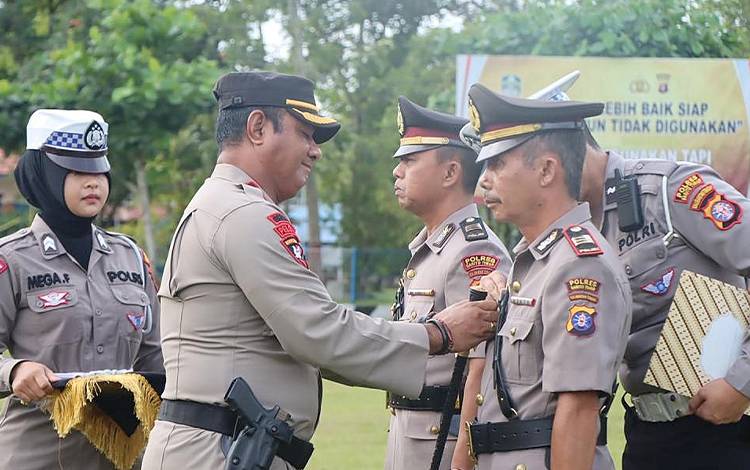 Kapolres Barito Timur Lantik Kabag Ops dan Kabag Log