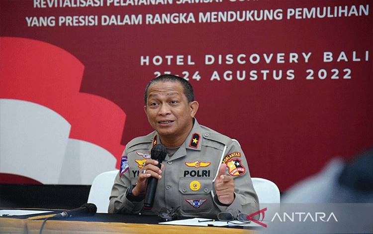 Polri Luncurkan Buku 1.200 Soal Tes Teori SIM