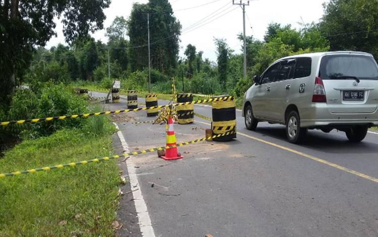 Awas Gorong-gorong Ambles di Jalan Trans Kalimantan Kasongan - Kereng Pangi?