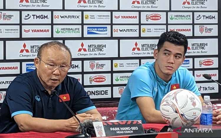 Park Hang-seo Bangga Vietnam Tundukkan Indonesia di AFF Sejak 26 Tahun