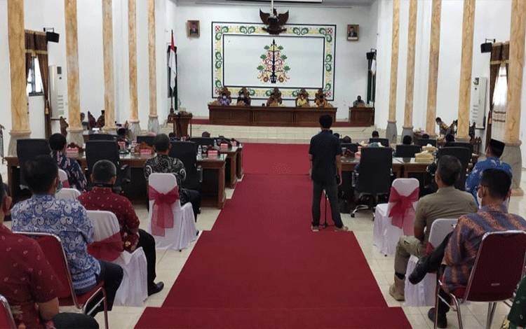 Bupati Sukamara: Raperda Pengakuan dan Perlindungan Masyarakat Hukum Adat untuk Memberikan Dasar Hukum