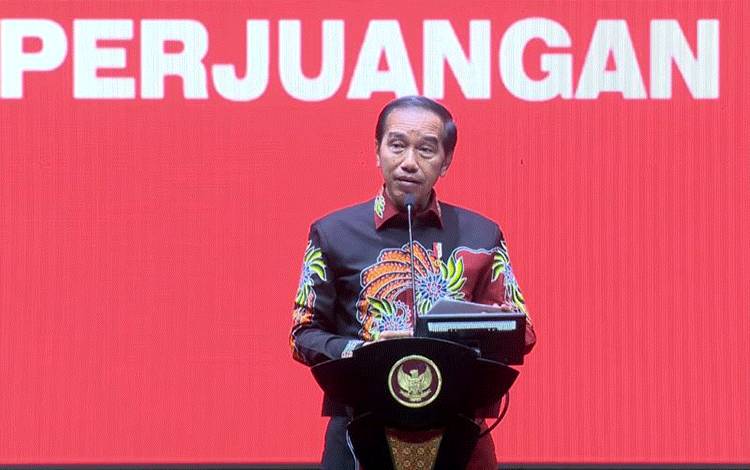 Jokowi Senang Megawati Sebut Capres PDIP Kader Sendiri