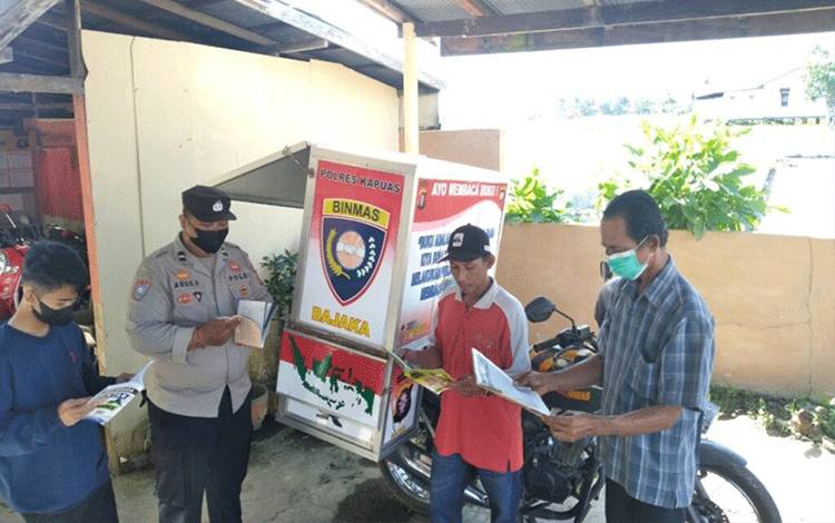 Polsek Kapuas Timur Terus Jalankan Program Bajaka Presisi untuk Tingkatkan Minat Baca Warga