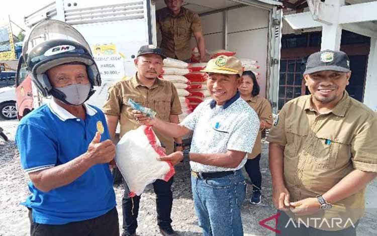 Pemko Palangka Raya Gelar Operasi Pasar Beras Murah