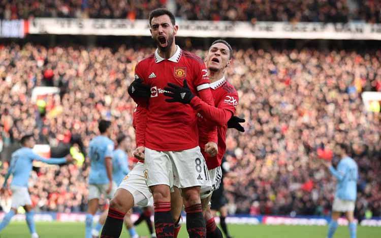 United Bangkit Menangi Derbi Manchester 2-1 atas City