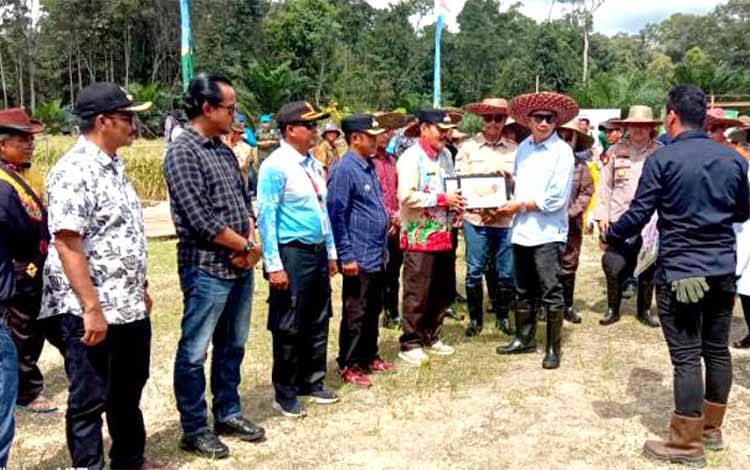 Bupati Minta Camat, Lurah dan Kades Anggarkan Dana untuk Pembangunan Pertanian