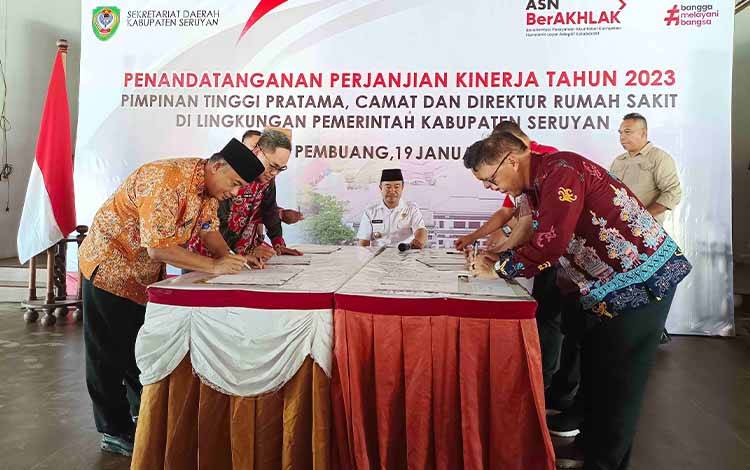 Kepala Perangkat Daerah di Seruyan Tandatangani Perjanjian Kinerja