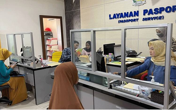 Kanim Imigrasi Palangka Raya Beri Layanan Paspor Simpatik Akhir Pekan