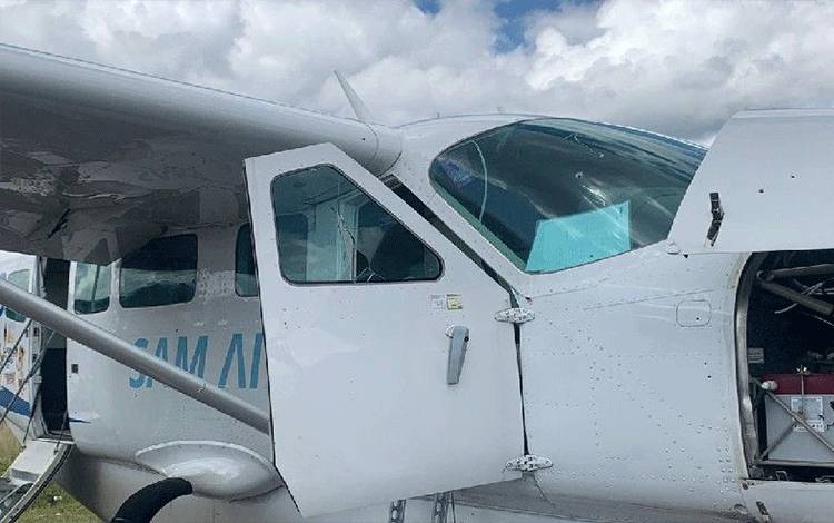 Pesawat milik SAM Air tergelincir di Beoga