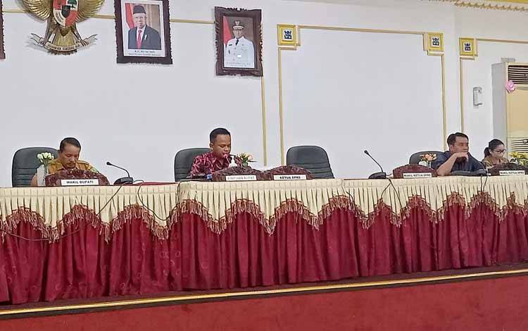 Fraksi DPRD Barito Timur Sampaikan Pemandangan Umum Terkait Raperda Desa Wisata