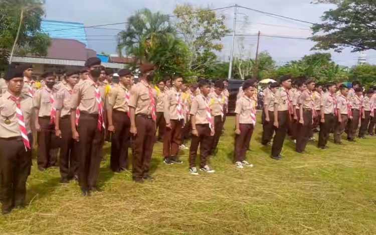 Kwartir Cabang Gerakan Pramuka Kapuas Giatkan Latihan di Gudep