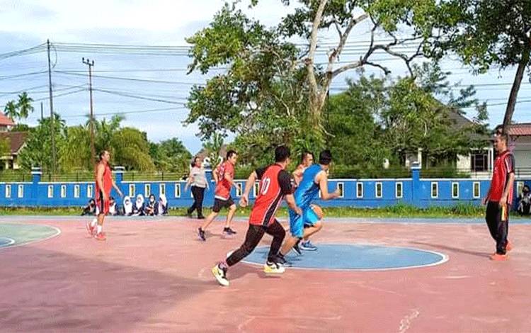 Kadisdik Kalteng Ajak Warga Sekolah Jaga Kesehatan dan Kekompakan