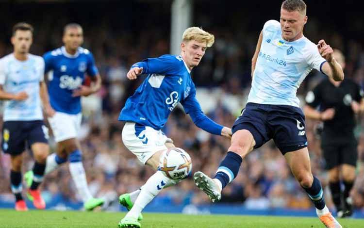 Gordon Tolak Latihan Everton Ingin Segera Dijual kepada Newcastle