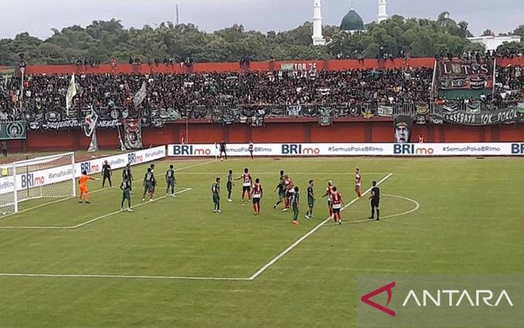 Madura United Takluk 0-2 dari Persebaya Surabaya
