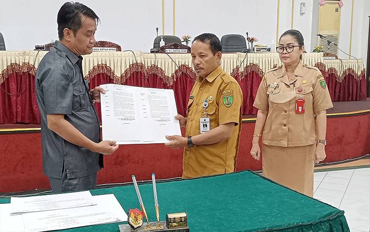 DPRD Bartim Setujui Penyempurnaan Raperda Retribusi Persetujuan Bangunan dan Gedung
