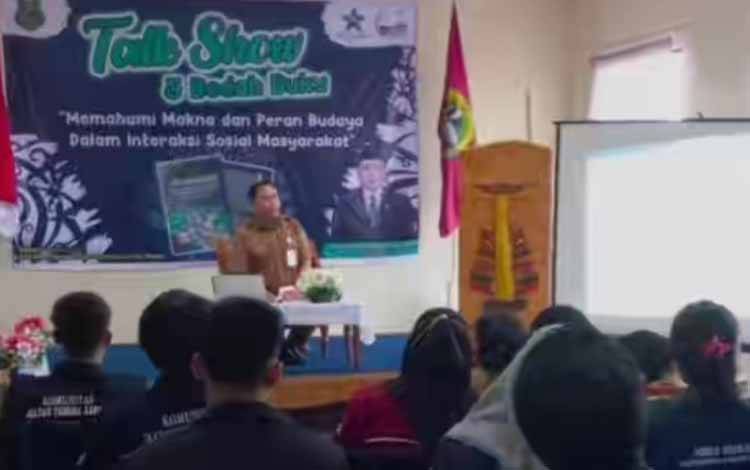Bedah Buku ke Tujuh Karya Kepala Disarpustaka Kapuas, Ini Harapannyb?
