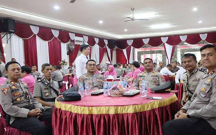 Kapolres Barito Timur Pimpin Pisah Sambut Kabag Ops dan Kabag SDM