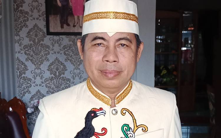 DAD Gunung Mas: Mantir Adat yang Baru Dikukuhkan Harus Banyak Belajar Soal Tupoksi dan Hukum Adat Dayak