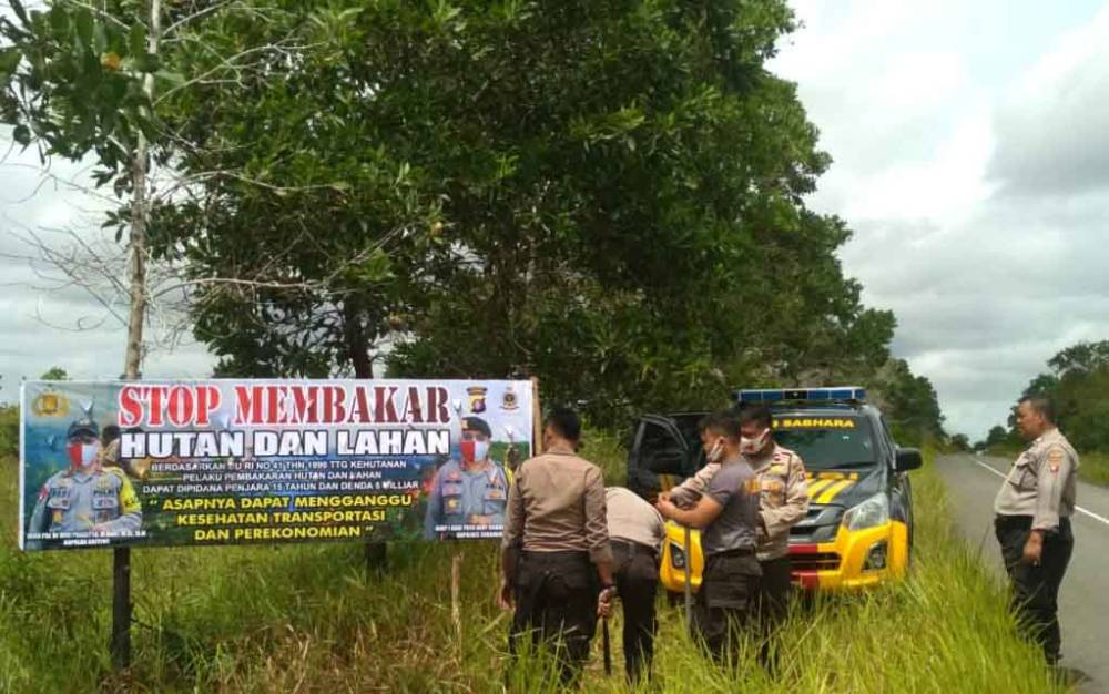 DPRD Sukamara Harapkan Jalan Arah Pantai Dipasang Baleho Imbauan Karhutla