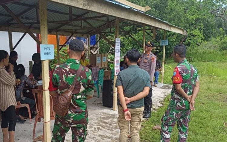 Kapolsek Timpah Monitoring Pemilihan Ketua RT