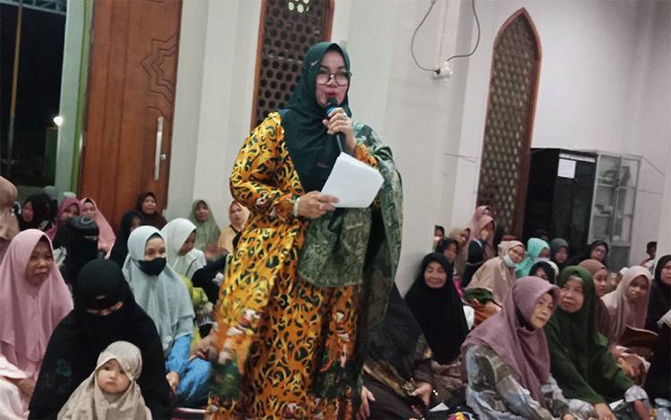 Wabup Kotim Hadiri Isra Mikraj di Masjid Baiturrahman, Ini Pesannya