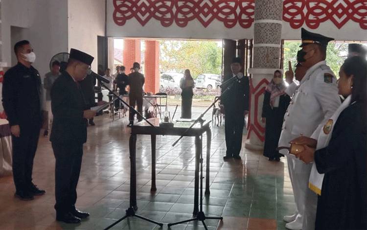 Bupati Kapuas Lantik 48 Pejabat Administrasi, 2 Camat