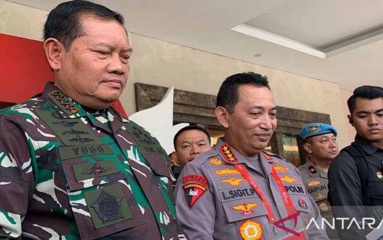 Kapolri: Satgas Damai Cartenz Cari Keberadaan Pilot Susi Air