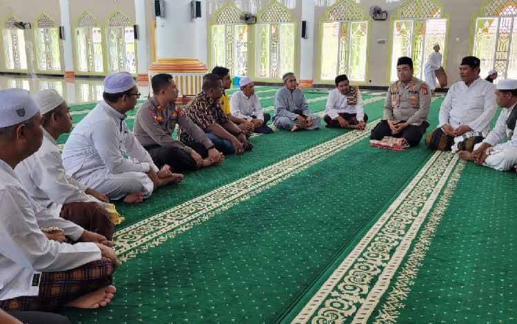 Kapolres Gunung Mas Turun Langsung Dengarkan Keluhan Masyarakat