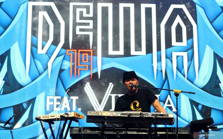 Dewa 19-Virzha Tutup Hari Pertama Pasar Musik dengan 10 Lagu