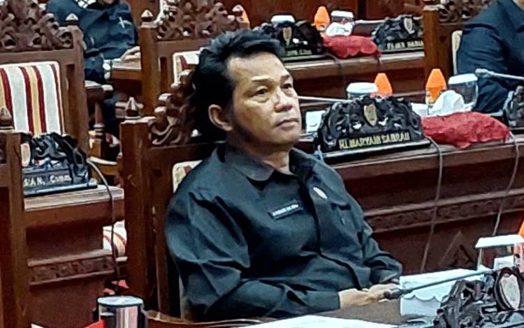 Legislator ini Minta Pemda Realisasi Usulan Excavator Petani di Kalteng