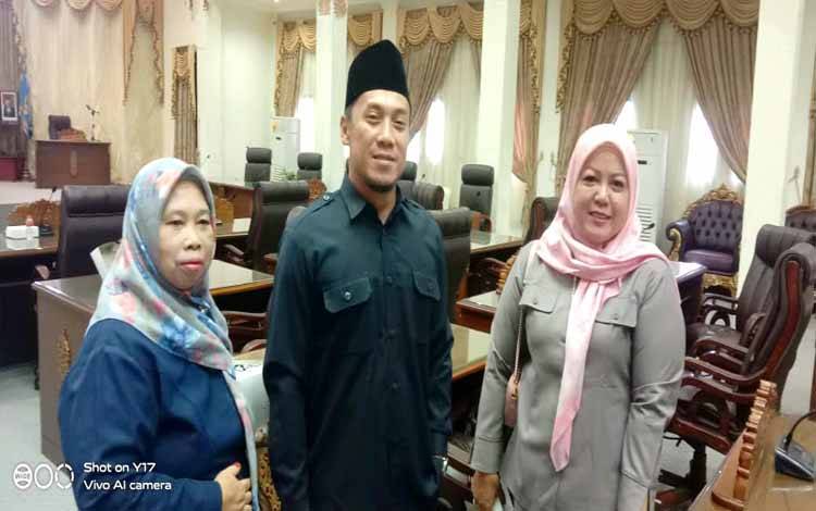 DPRD dan Pemkab Barito Utara akan Proses Raperda Pengakuan dan Perlindungan Masyarakat Hukum Adat?