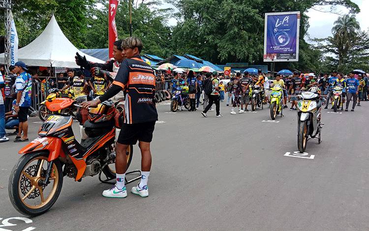 Bupati Kotim Rehabilitasi Total Sirkuit di Km 5,5