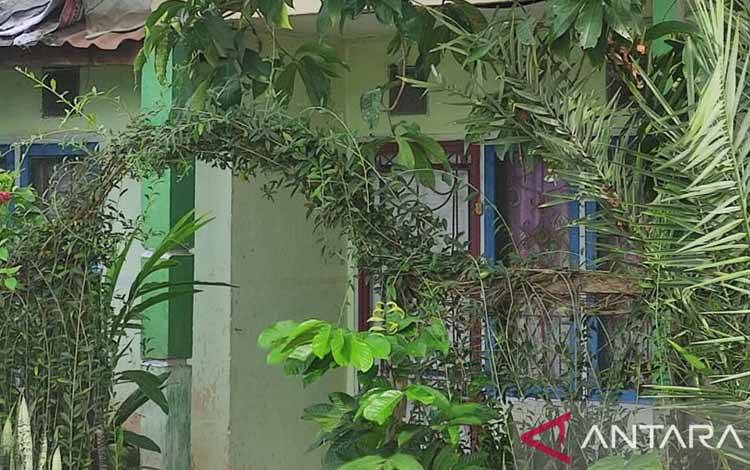 Densus 88 Sita Busur Panah dari Rumah Terduga Teroris JI di Palembang