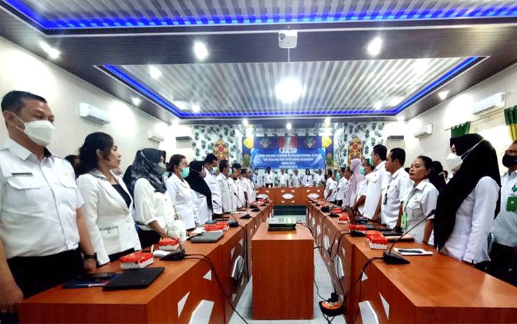 Dinkes Barito Utara Gelar Pertemuan Evaluasi SPM dan RA SPM