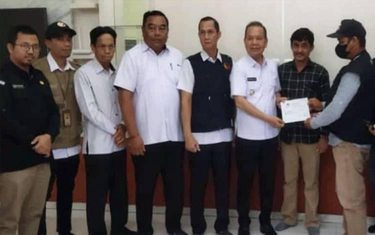 Pantarlih Lakukan Coklit di Kediaman Bupati Kapuas