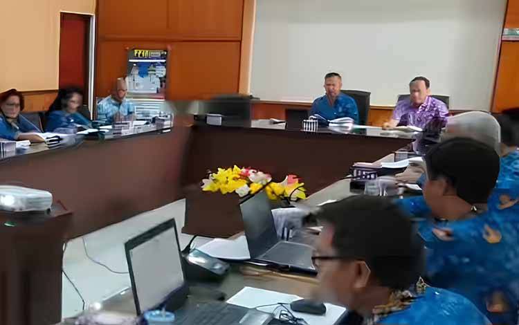 Sekda Kapuas Tindak Lanjuti Hasil Evaluasi RB dan SAKIP