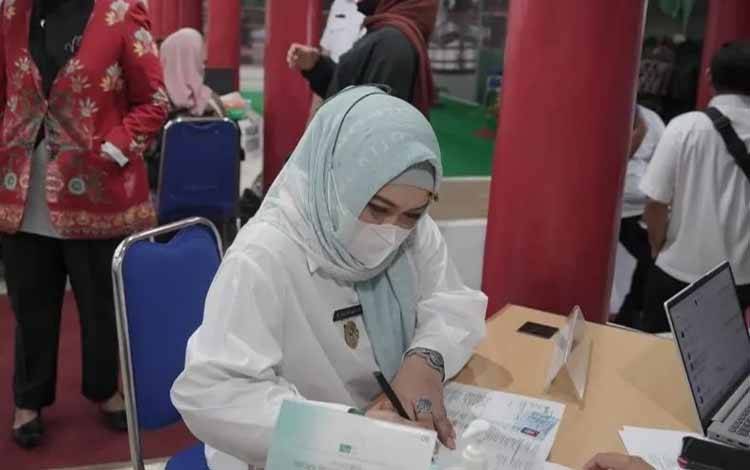 Umi Mastikah: Jangan Ragukan Manfaat Vaksin Booster Kedua