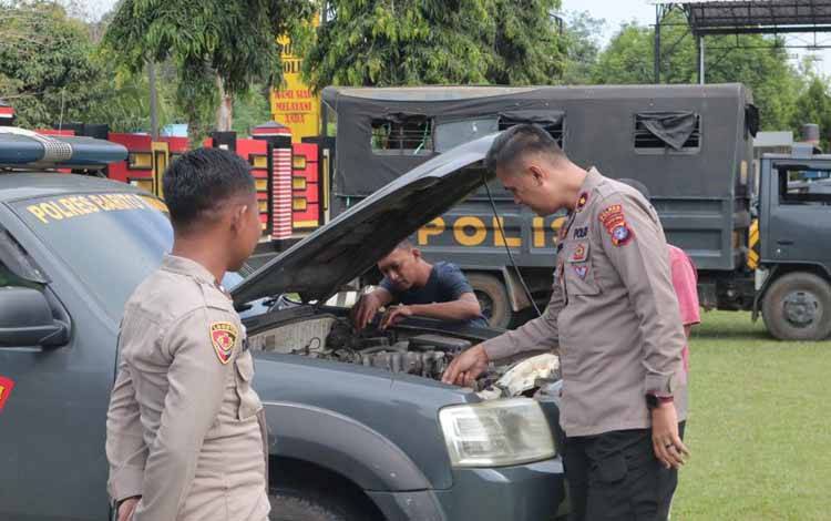 Wakapolres Barito Timur Ingatkan Personel Rawat Kendaraan Dinas