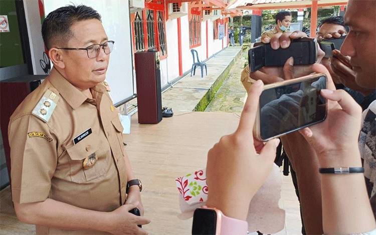 Wakil Bupati Murung Raya Larang Petugas Disdukcapil Lakukan Pungli
