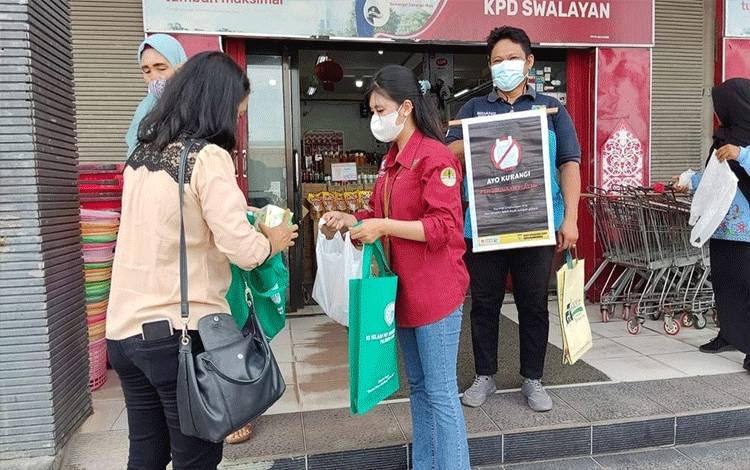 Pemko Palangka Raya Gencarkan Oplas di Pusat Perbelanjaan