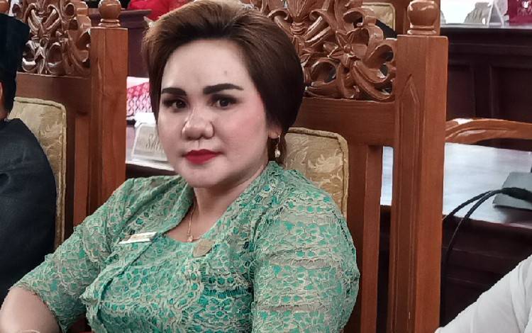 DPRD Gunung Mas Dorong Ibu Hamil Rutin Periksa Kandungan