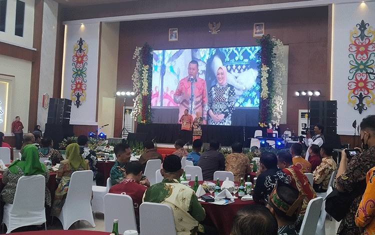 Acara Pisah Sambut Danrem 102 Panju Panjung Berlangsung Meriah