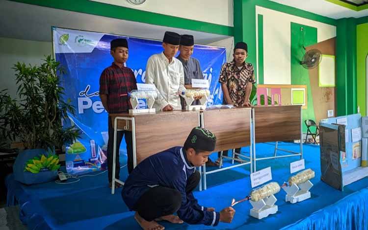 Peringati Isra Mikraj, Sekolah Alam Bina Insan Juga Gelar Pameran Sains dan Bazar