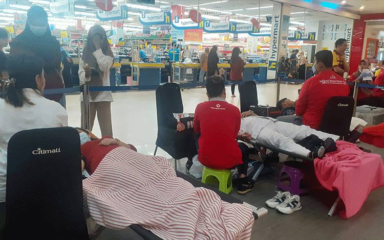 PPNI Kobar Lakukan Bakti Sosial Donor Darah