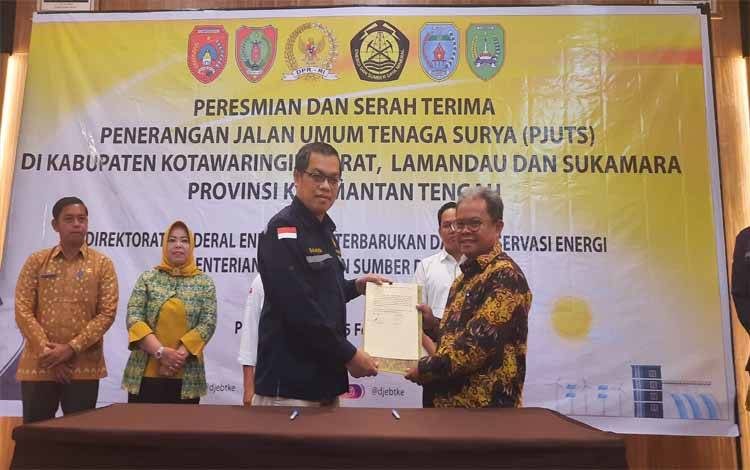 10 Desa Belum Teraliri Listrik di Kobar